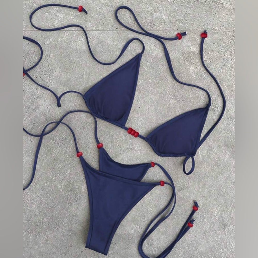 NEVER BEEN WORN- Blue Bikini